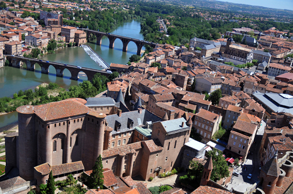 aerial-view-of-albi